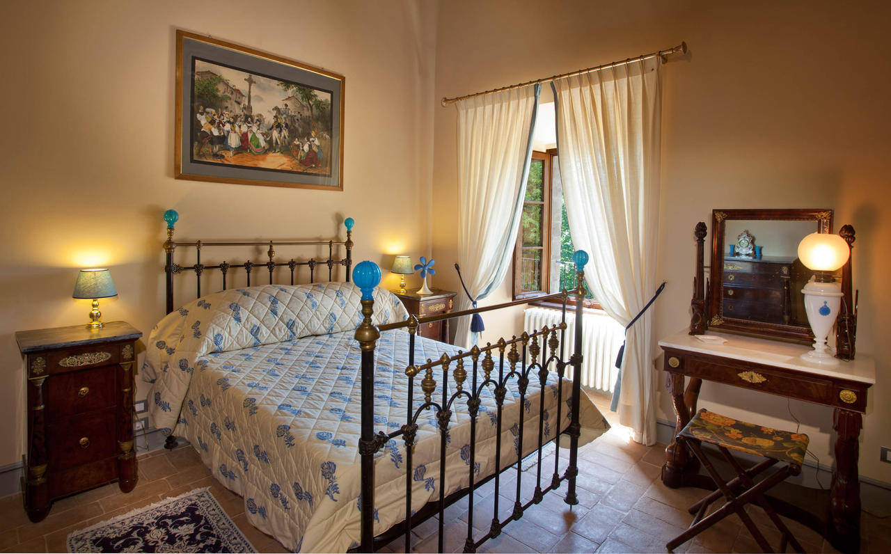 Castello Di Magrano Guest House Carbonesca Ruang foto