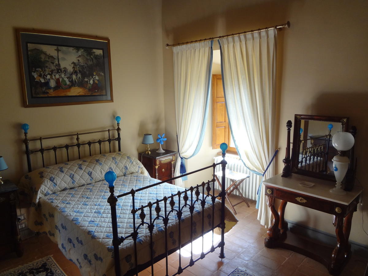 Castello Di Magrano Guest House Carbonesca Bagian luar foto