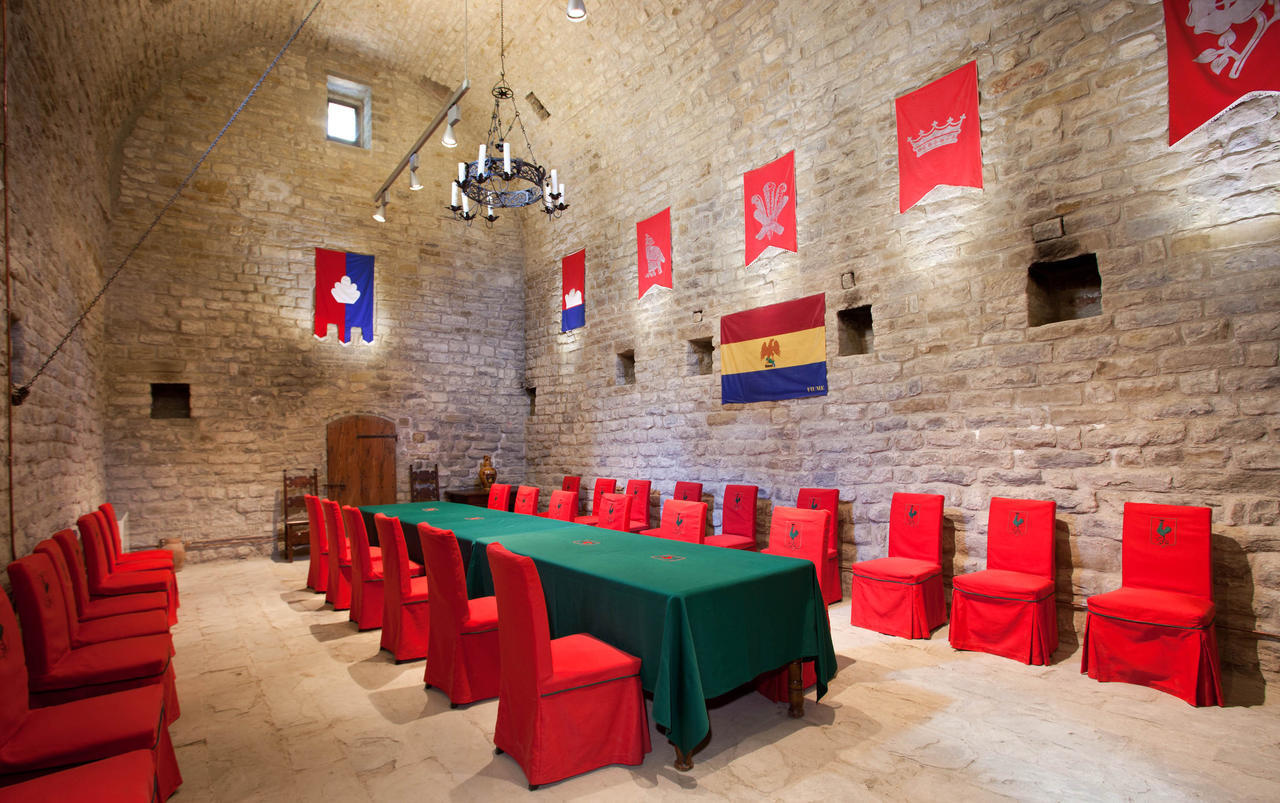 Castello Di Magrano Guest House Carbonesca Bagian luar foto