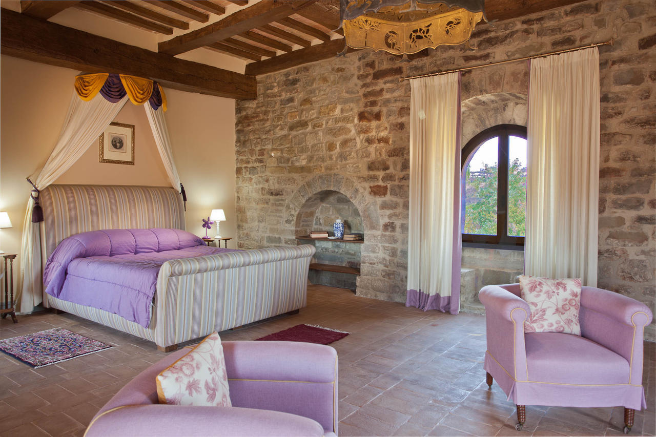 Castello Di Magrano Guest House Carbonesca Ruang foto