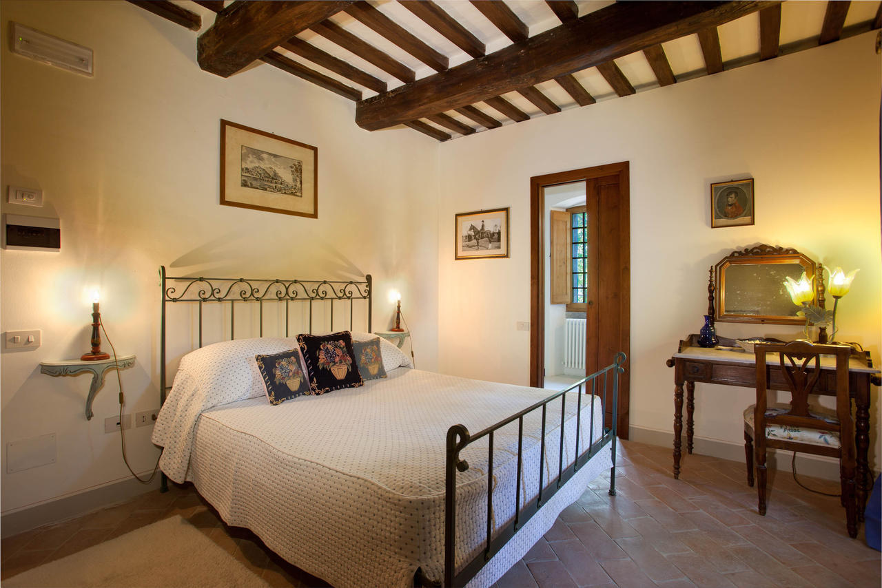 Castello Di Magrano Guest House Carbonesca Ruang foto