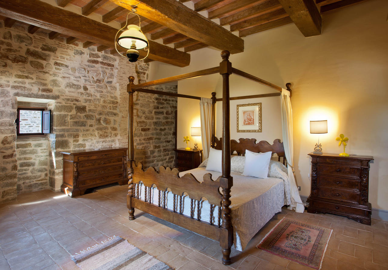 Castello Di Magrano Guest House Carbonesca Ruang foto