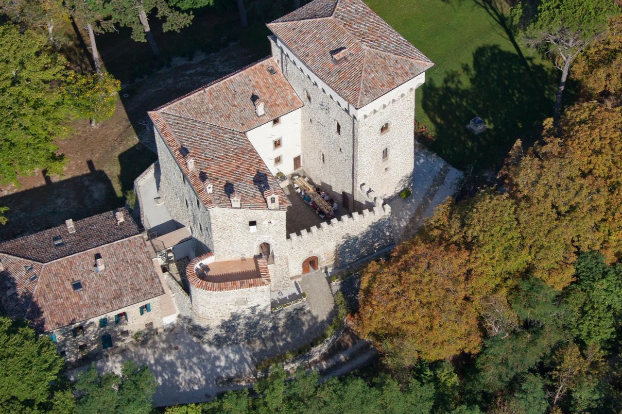 Castello Di Magrano Guest House Carbonesca Bagian luar foto