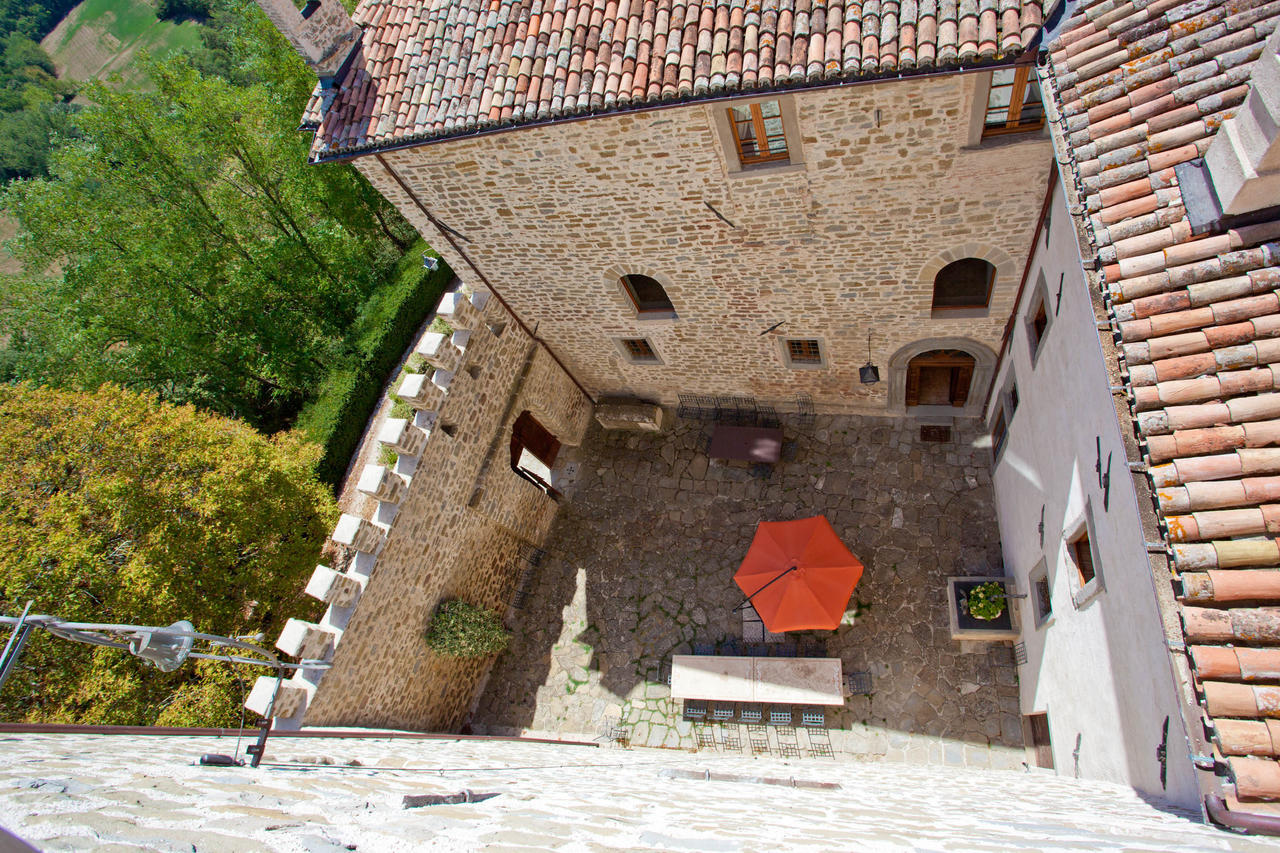 Castello Di Magrano Guest House Carbonesca Bagian luar foto
