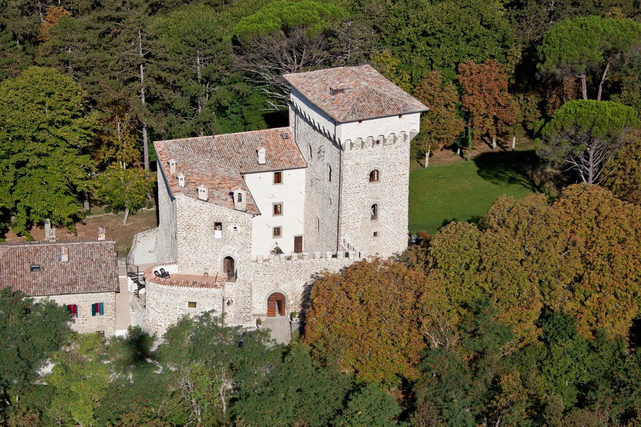 Castello Di Magrano Guest House Carbonesca Bagian luar foto