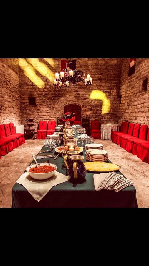 Castello Di Magrano Guest House Carbonesca Bagian luar foto
